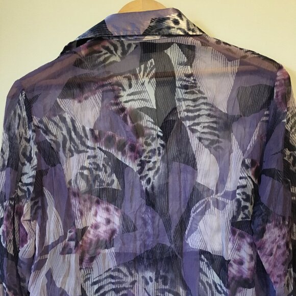 SE Stenau Purple Whimsigoth Floral & Animal Print Button Down Shirt - Picture 9 of 16
